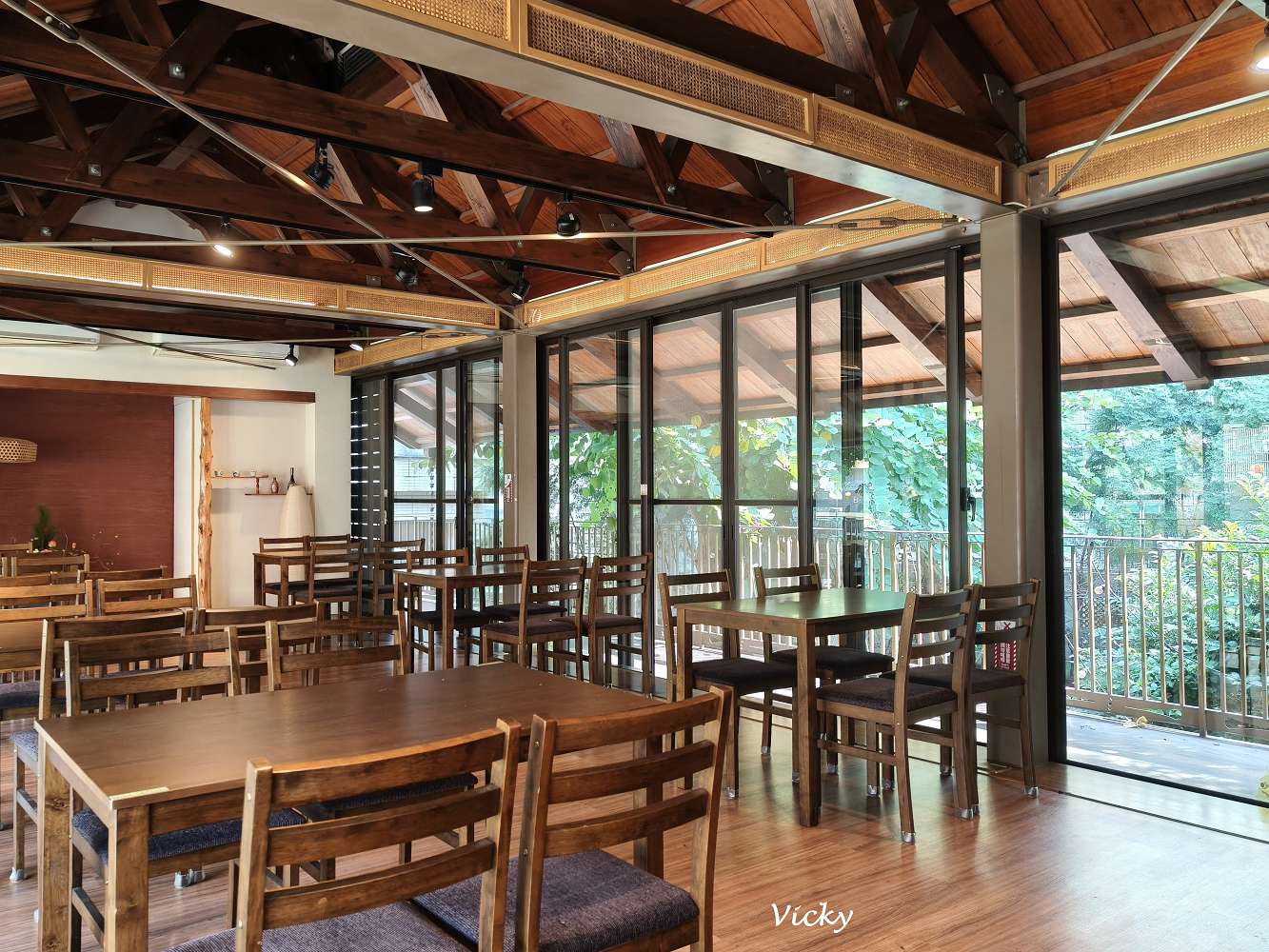 台南景點︱鷲嶺食肆（原鶯料理）：天公廟後方的秘密桃花源，在日式百年宅邸遇見阿霞飯店的優雅歲月