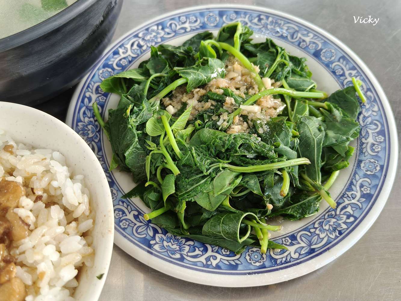 台南美食︱台灣鮮魚湯 肉燥飯（府前 創始店）：在地人激推鮮甜鱸魚湯，比牛肉湯更清爽的早午餐首選，附菜單