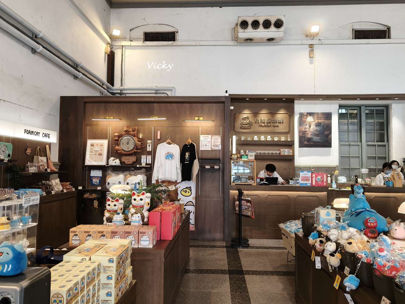 台中西區美食|奶泡貓咖啡 民權店:咖波迷的白色夢幻基地!L型純白透明系咖啡廳,超萌造型雞蛋糕,附菜單 台中西區美食|奶泡貓咖啡 民權店:咖波迷的白色夢幻基地!L型純白透明系咖啡廳,超萌造型雞蛋糕,附菜單