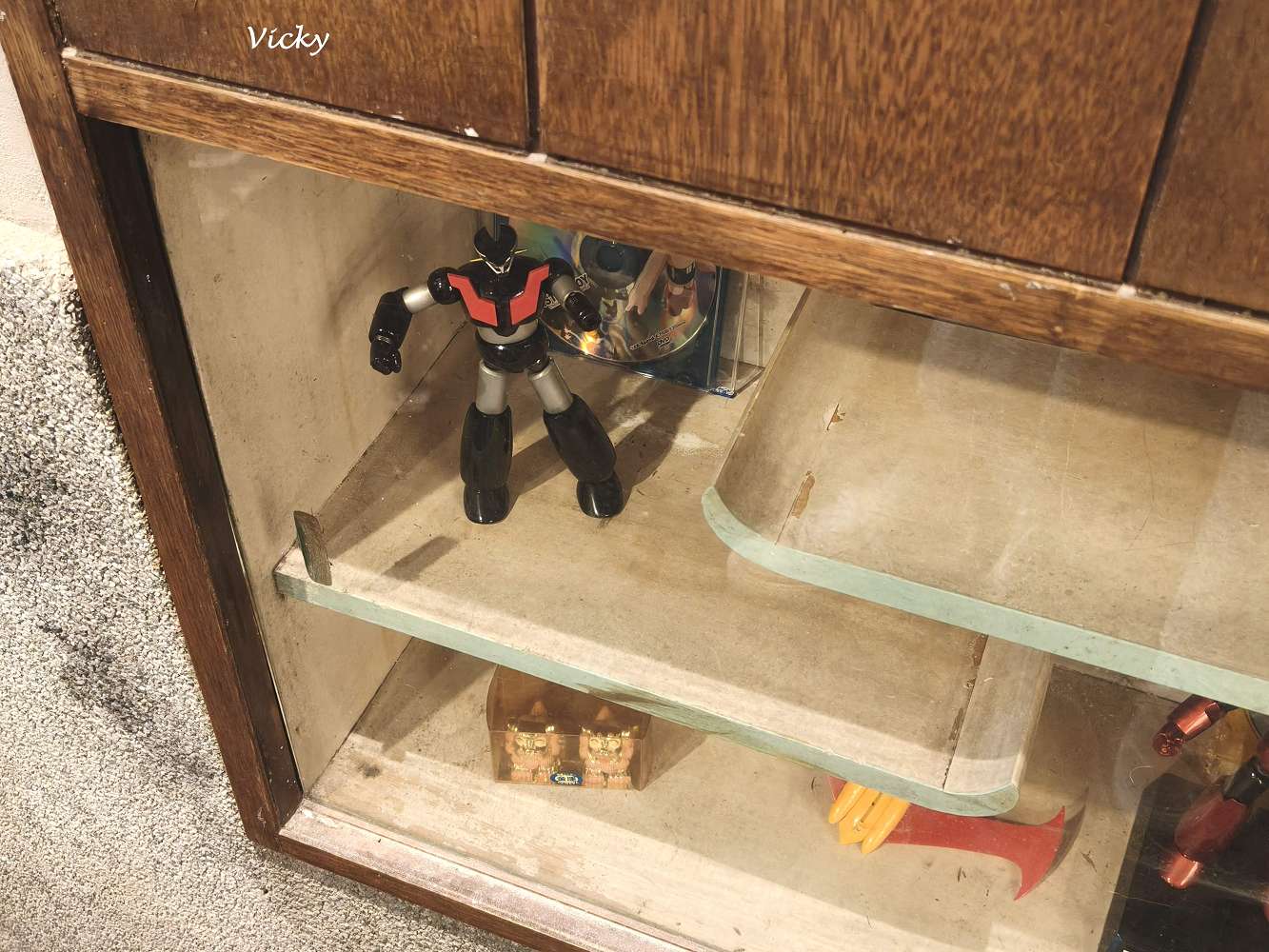 台南老宅蜂大咖啡：隱身民權路巷弄的城市祕境，跳格子、擼貓、享受離塵不離城的時光