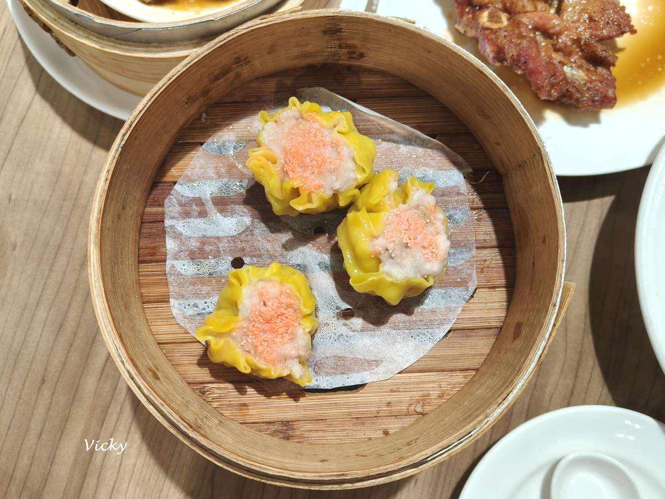 台南小籠湯包推薦︱滬品上海湯包：新址！好停車、餐點多樣化，家庭聚餐首選，附菜單