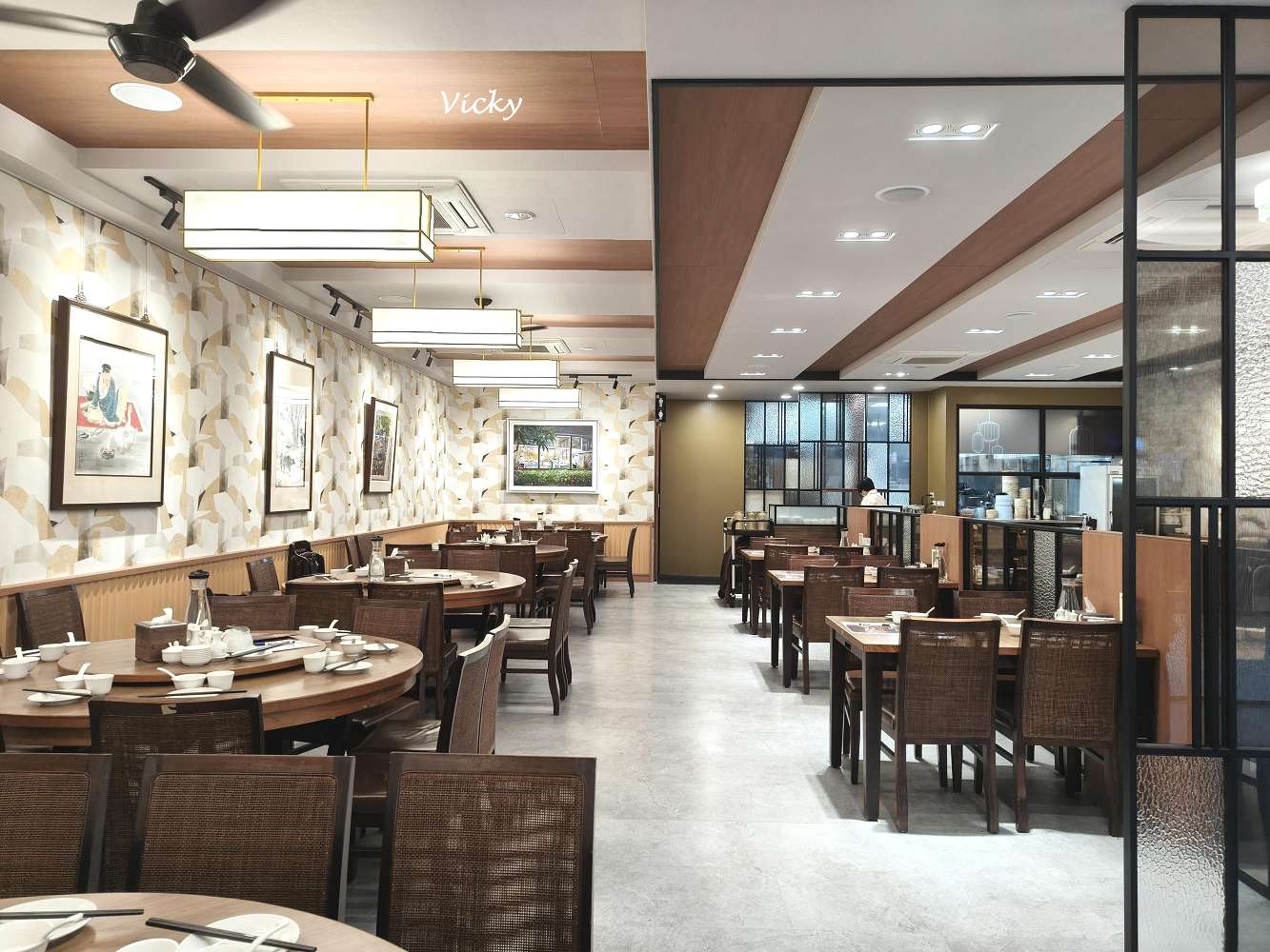 台南小籠湯包推薦︱滬品上海湯包：新址！好停車、餐點多樣化，家庭聚餐首選，附菜單