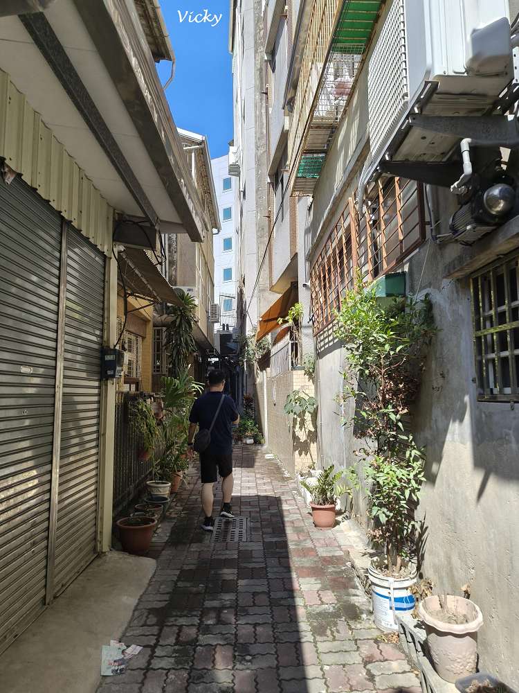 台南冰店推薦|美雪冰菓室 2.0:隱身中西區巷弄的廢墟感老宅,尋覓最純粹的手工布丁滋味,附菜單 台南冰店推薦|美雪冰菓室 2.0:隱身中西區巷弄的廢墟感老宅,尋覓最純粹的手工布丁滋味,附菜單