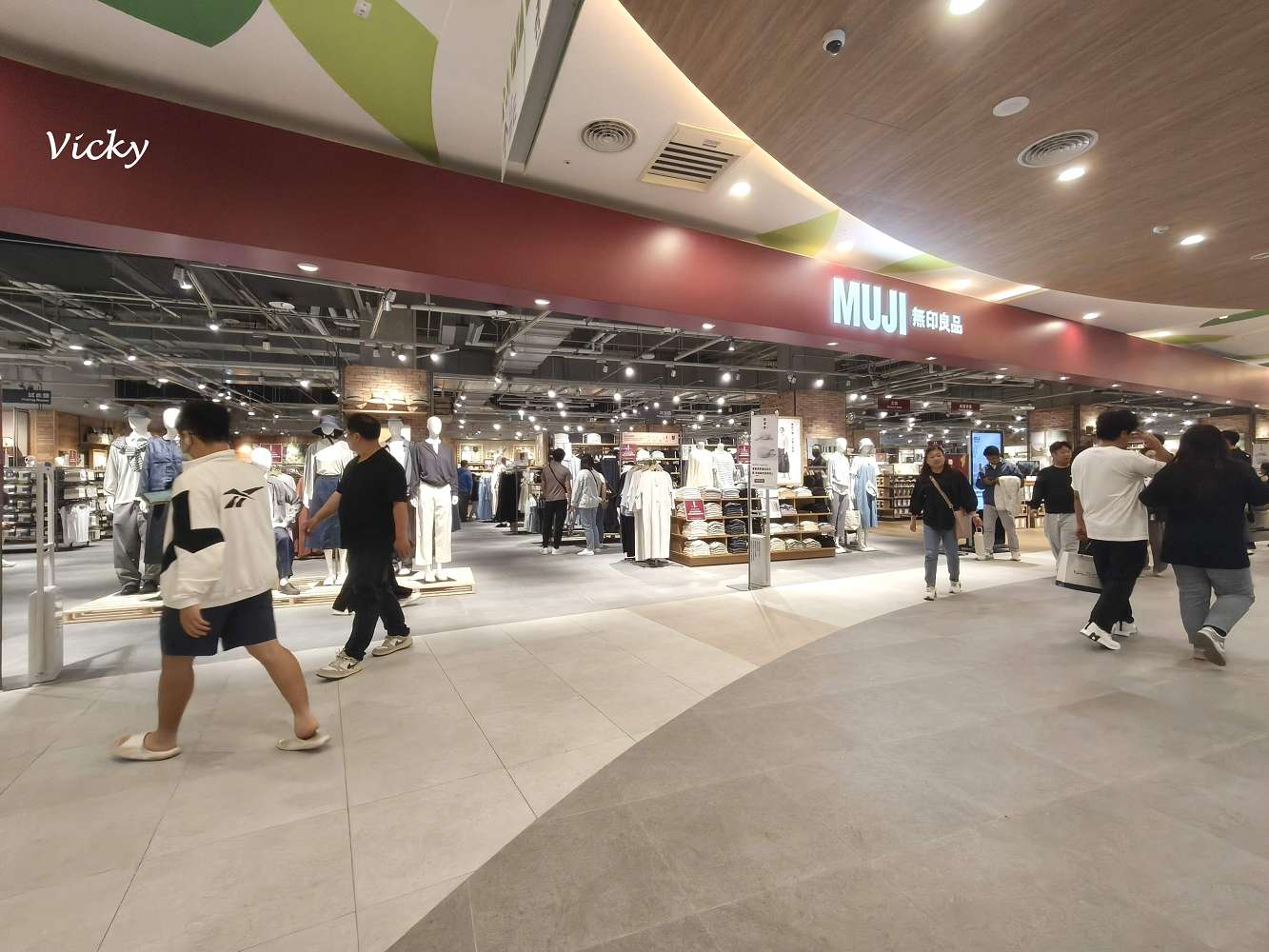 2026 台南旅遊新地標：台南三井OUTLET二期 開幕！LOPIA 超市、西松屋等 50 家新櫃位最強攻略