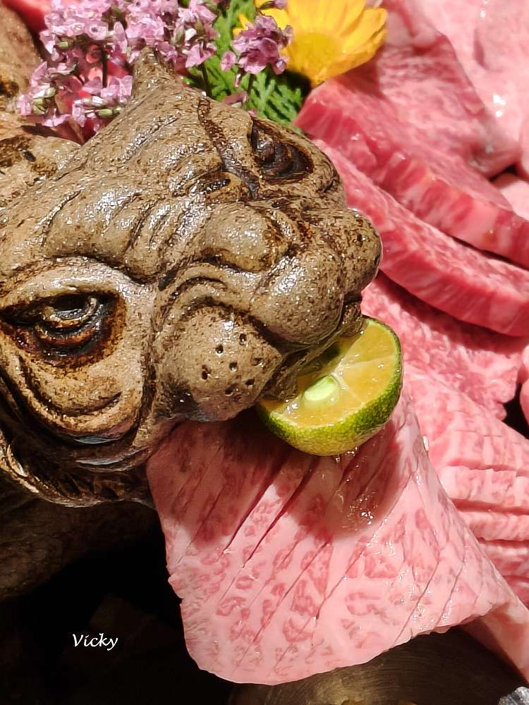 台南燒肉推薦︱Pankoko燒肉會所：第一名燒肉店！職人代烤極致和牛，厚切牛舌與月見拌飯的銷魂紀錄