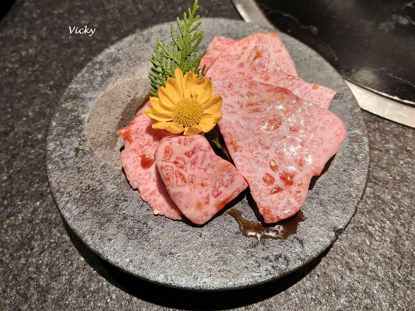 台南燒肉推薦︱Pankoko燒肉會所：第一名燒肉店！職人代烤極致和牛，厚切牛舌與月見拌飯的銷魂紀錄