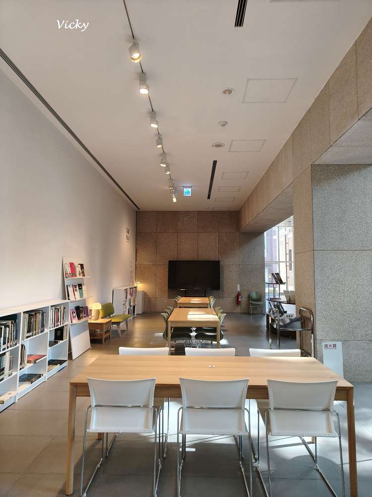 臺南市美術館︱2026 最新展覽：從餐桌到神桌的藝術連結，食物控必看的療癒系工藝美學