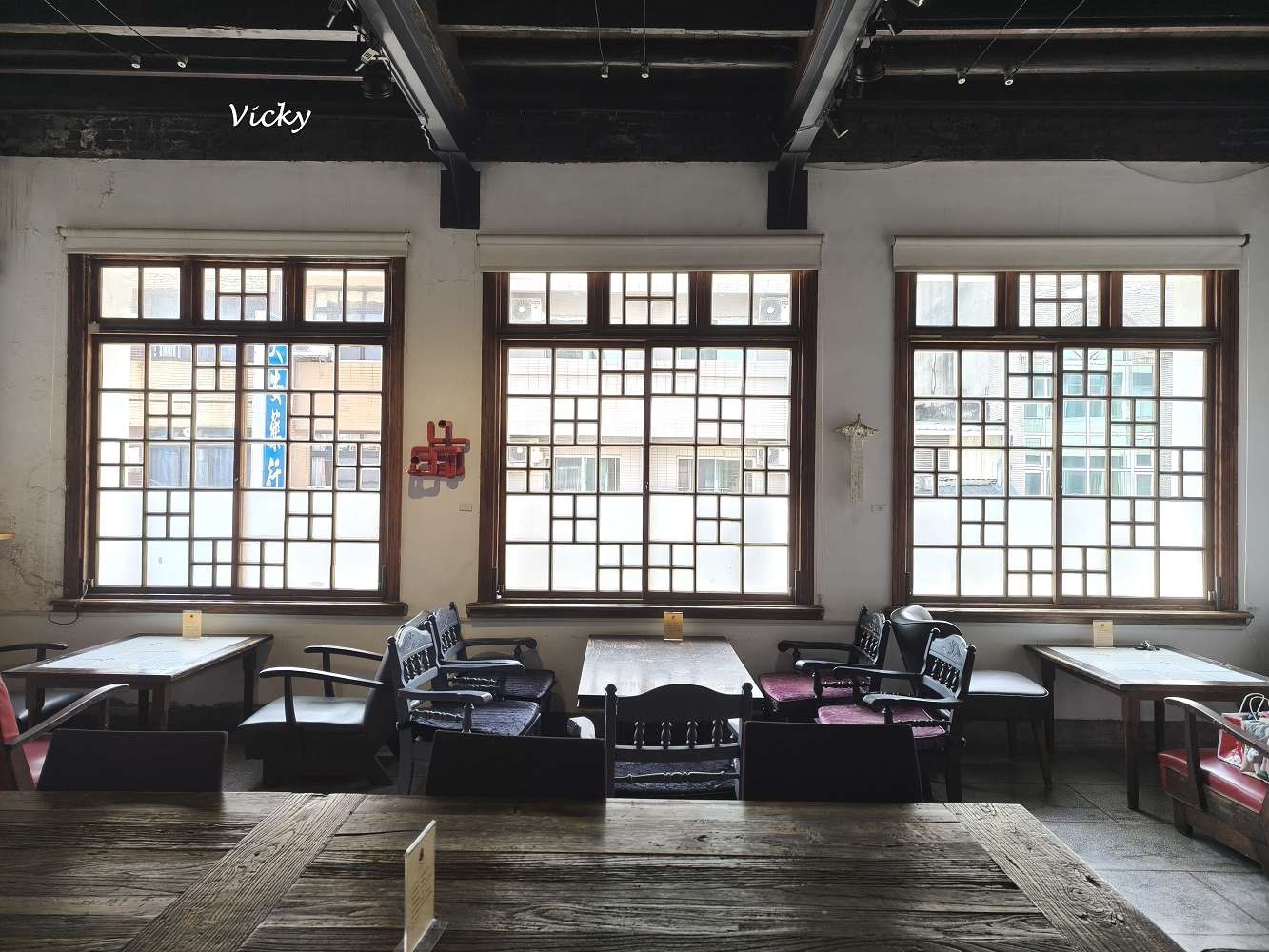 台南中西區老屋咖啡︱B.B. Cafe 小黑熊咖啡：走進台南民權路的歷史摺頁，與藝文展覽、老屋咖啡來一場驚喜邂逅