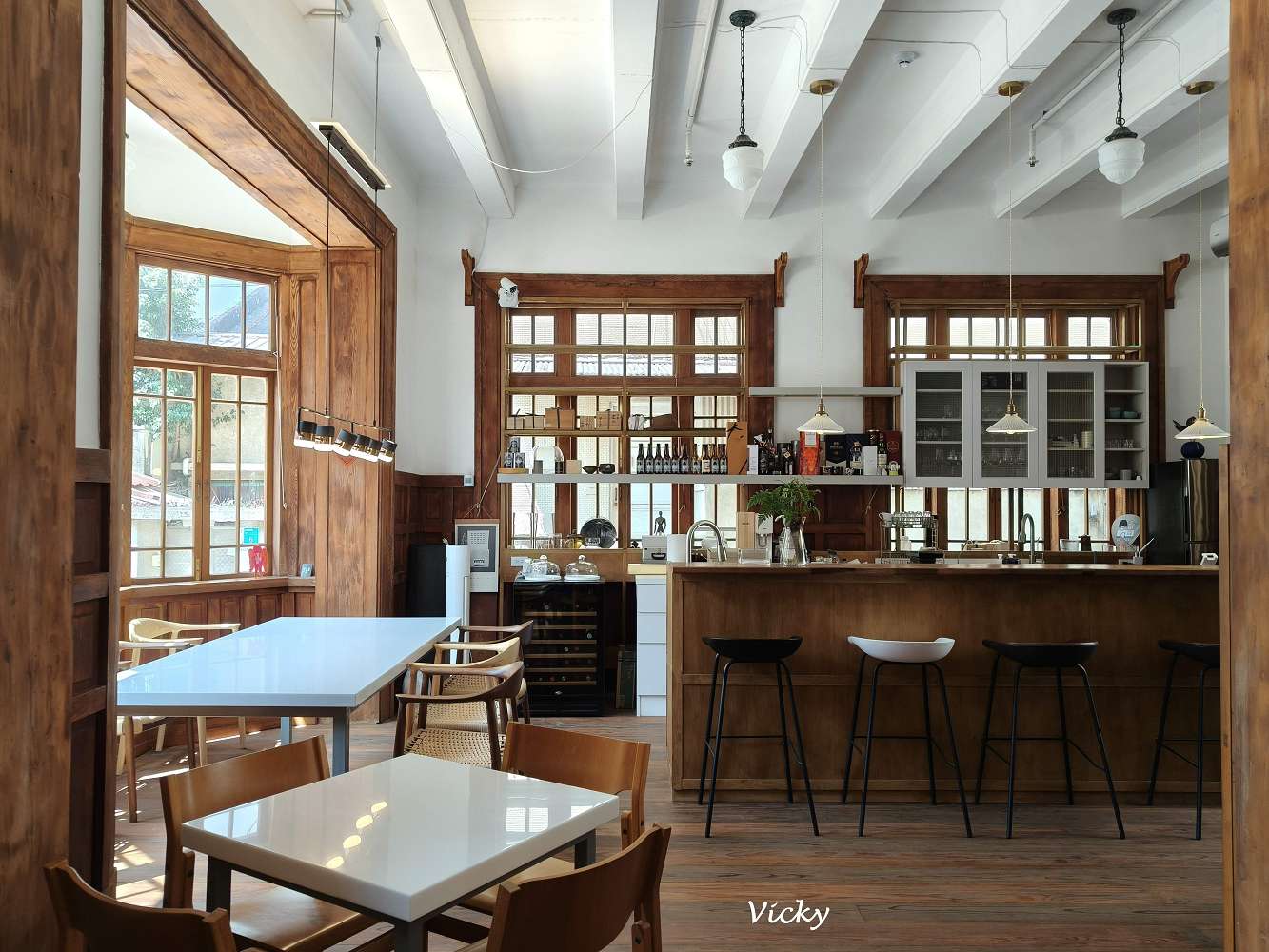 台南景點︱台南公園對面隱藏版古蹟！原日本陸軍台南偕行社：走進百年 CLUBHOUSE 享受極致 Chill 咖啡與藝術展覽