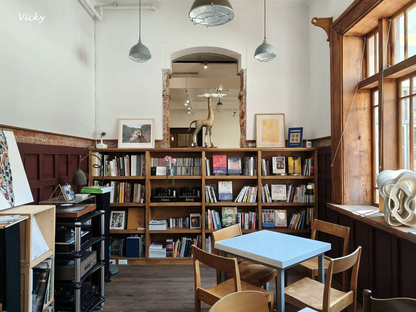 台南景點︱台南公園對面隱藏版古蹟！原日本陸軍台南偕行社：走進百年 CLUBHOUSE 享受極致 Chill 咖啡與藝術展覽