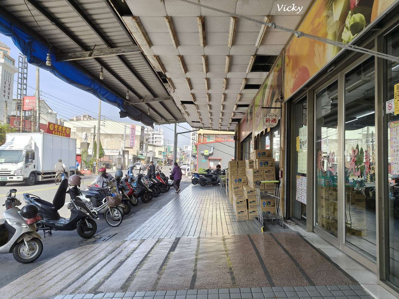 台南東區︱大統生鮮超市：仁和路在地人的秘密基地！24小時營業、食材齊全、價位超佛心