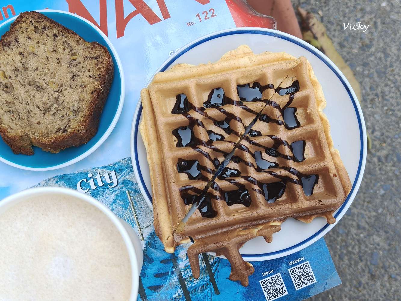 台南成大咖啡推薦︱荷咖啡：隱身力行校區小白屋的午茶時光，感受春夏微風的愜意幸福，附菜單