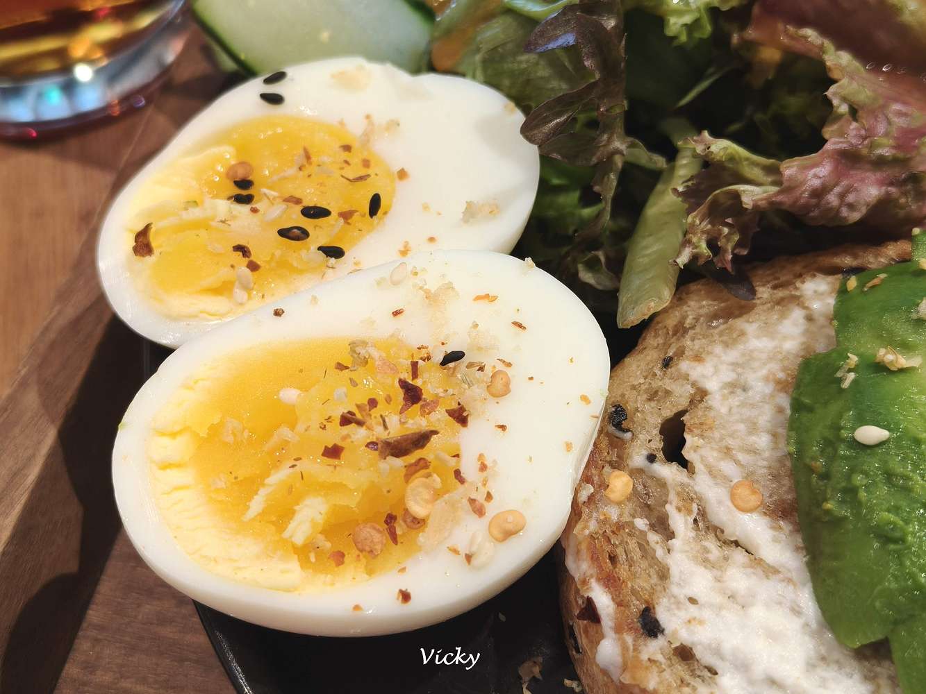 南紡購物中心美食︱Dreamers Coffee Roasters 南紡店：南紡二館質感輕食，酪梨控必訪的逛街充電站！