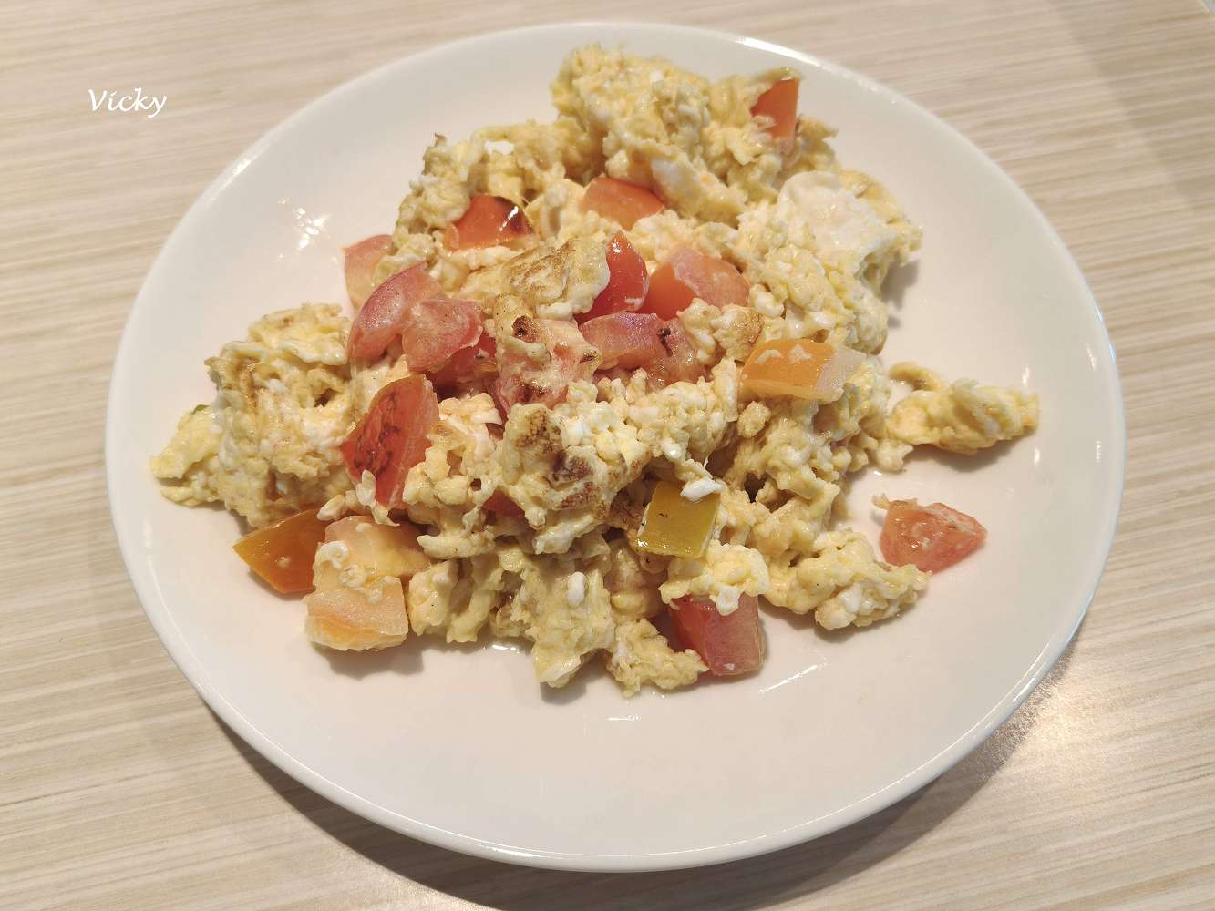 台南聚餐︱吾亦私永華店：寬敞空間與溫馨家常菜，全家聚餐的幸福首選