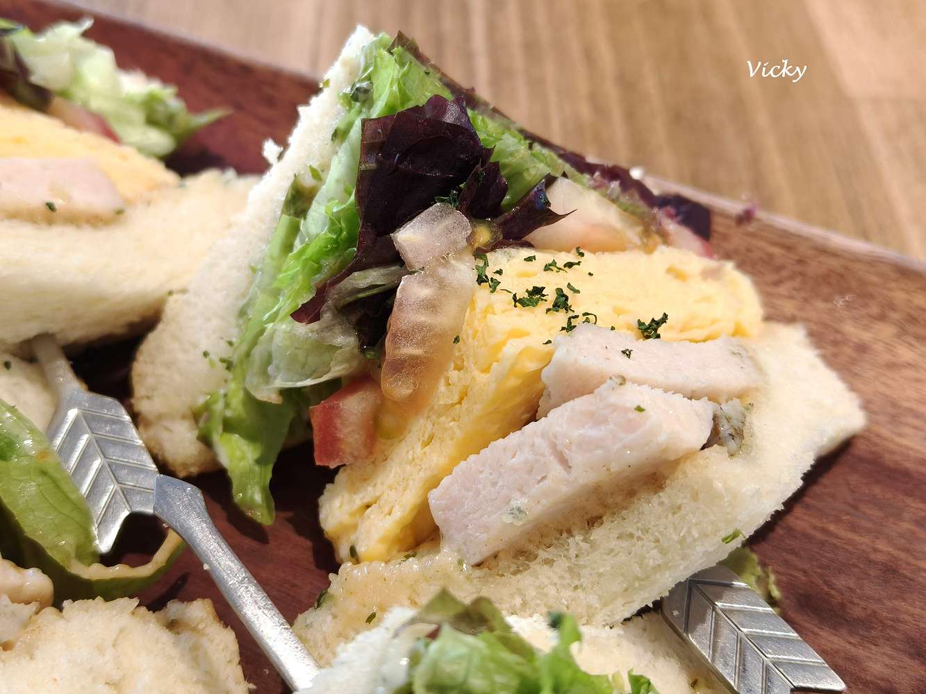 台南早午餐推薦︱小巷裡的拾壹號:衛民街隱藏版老宅咖啡廳,飽足感雞肉三明治必吃!附菜單 台南早午餐推薦︱小巷裡的拾壹號:衛民街隱藏版老宅咖啡廳,飽足感雞肉三明治必吃!附菜單