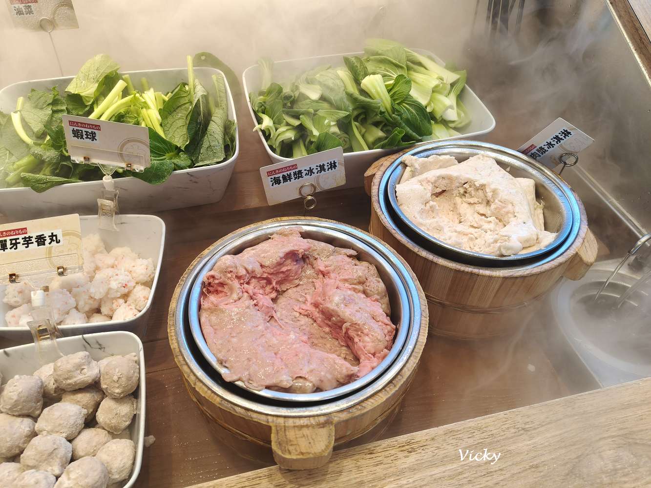 嘉義火鍋推薦｜和牛涮 日式鍋物放題 嘉義垂楊店：768 元套餐，極上和牛雪花吃到飽，小資也能實現和牛自由！