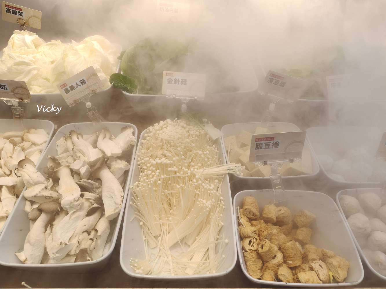 嘉義火鍋推薦｜和牛涮 日式鍋物放題 嘉義垂楊店：768 元套餐，極上和牛雪花吃到飽，小資也能實現和牛自由！