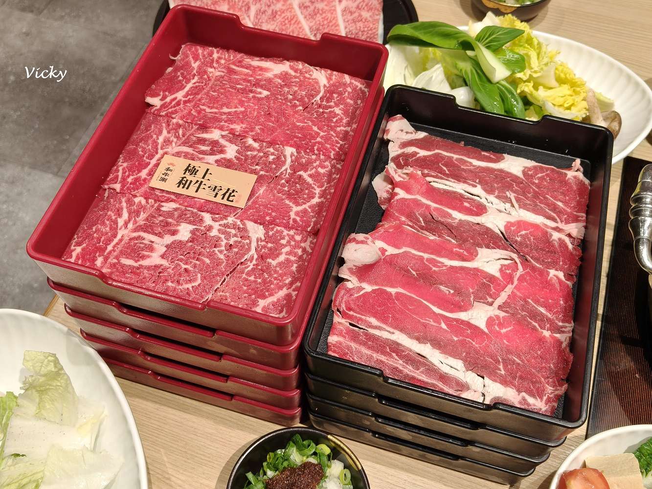 網站近期文章：嘉義火鍋推薦｜和牛涮 日式鍋物放題 嘉義垂楊店：768 元套餐，極上和牛雪花吃到飽，小資也能實現和牛自由！