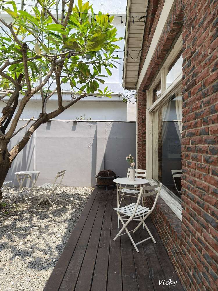 台南中西區早午餐推薦︱Corner Square 咫尺角落：老屋復古氛圍，白天早午餐與夜晚微醺的完美用餐饗宴