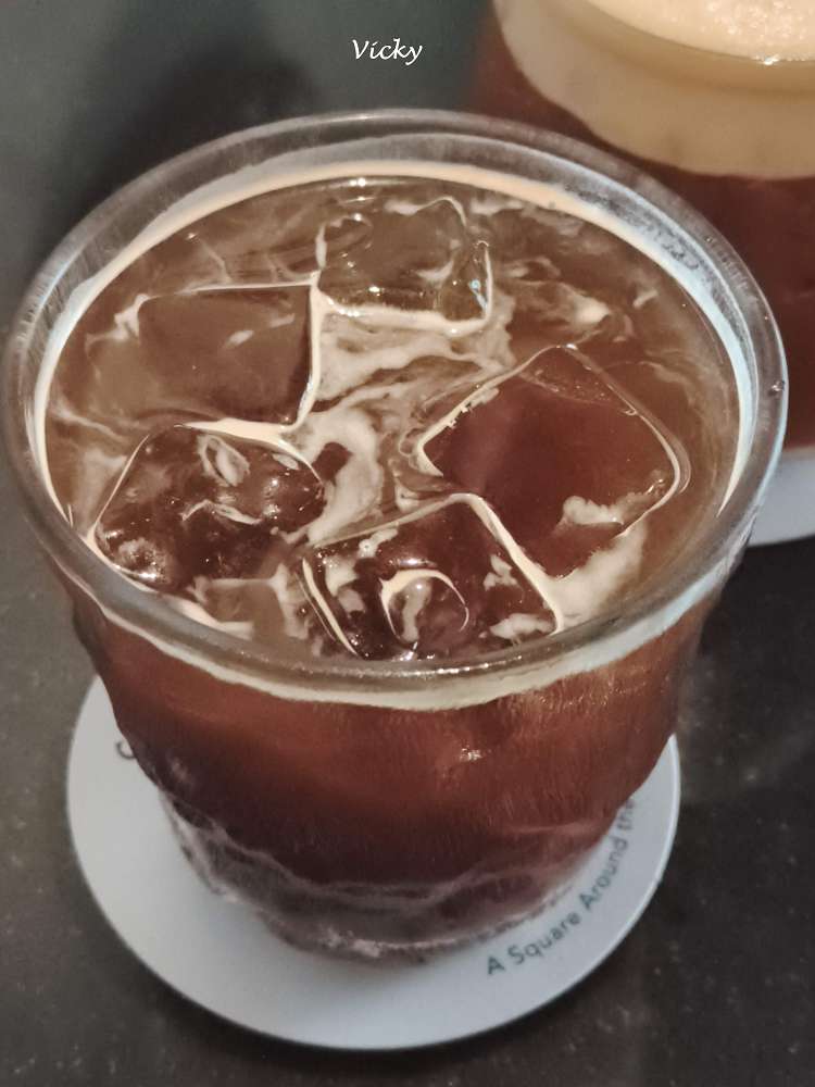台南中西區早午餐推薦︱Corner Square 咫尺角落：老屋復古氛圍，白天早午餐與夜晚微醺的完美用餐饗宴