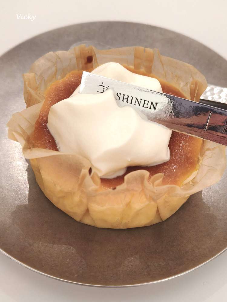台南燒肉︱灼花燒肉Hibana × 深煙酒吧Shinen：美術館旁，暗黑系質感與白色夢幻甜點的強烈對比！
