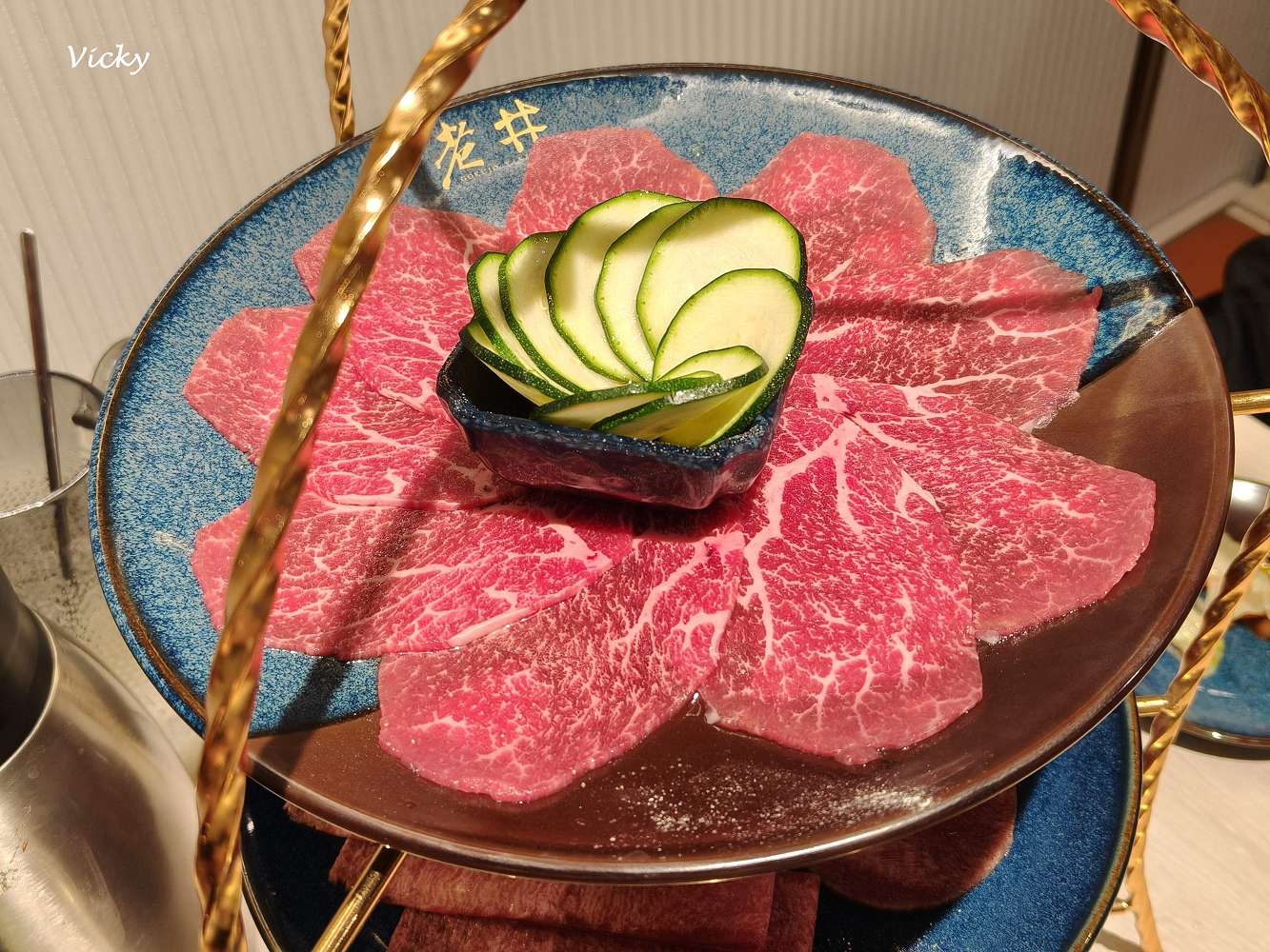 台南燒肉推薦︱老井極上燒肉 台南府前店：試營運大排長龍！30cm 厚切牛舌與極品和牛的頂級饗宴，附菜單