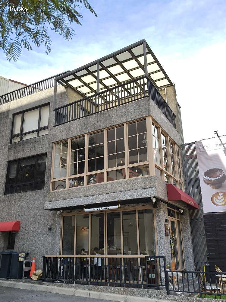 台南甜點推薦｜FULA 芙拉巴斯克專門鋪 美術店 全新搬遷！緊鄰美術館一館，必吃流心巴斯克乳酪蛋糕，空間更大採光絕美