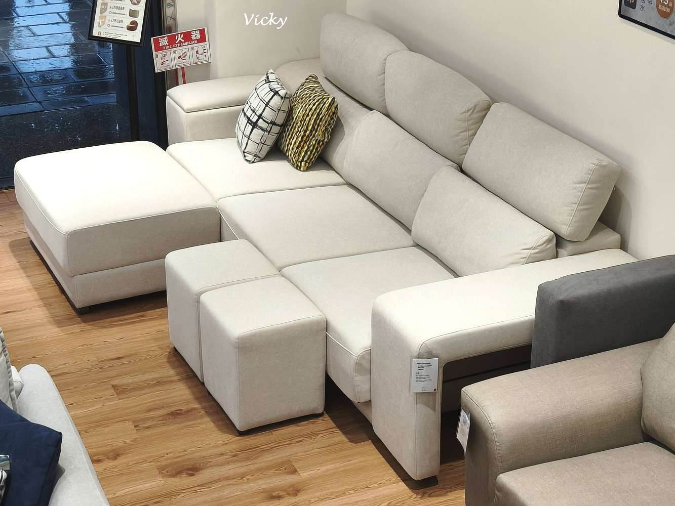 台南家具店推薦︱YKS 沙發 台南展示體驗館：精選 5 款必看人氣美學客製化沙發，從尺寸面料到坐感為您量身打造