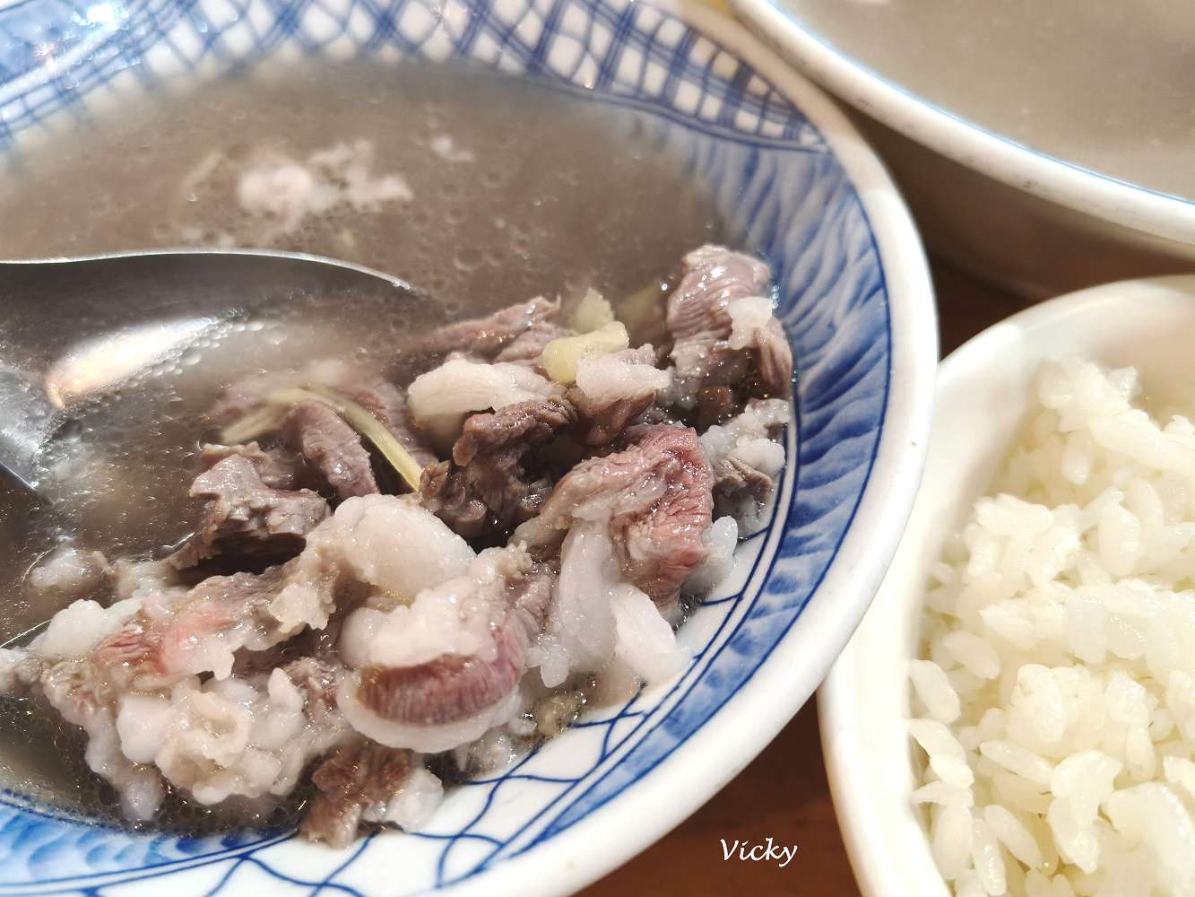 網站近期文章：台南早餐推薦｜包成羊肉：老台南人的清晨溫暖，特地早起才吃得到的限量美味！附菜單