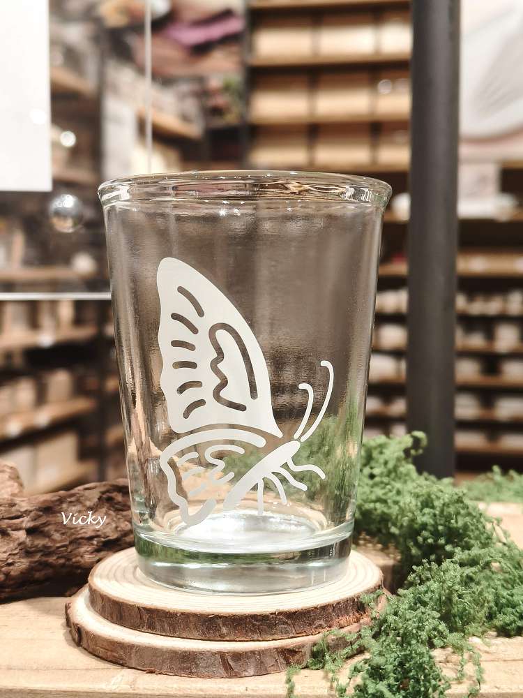 高雄岡山景點推薦︱MUJI 無印良品 岡山門巿：全台首間獨立路面店！獨家台灣瀕危動物玻璃杯、超大在地小市集與質感咖啡廳