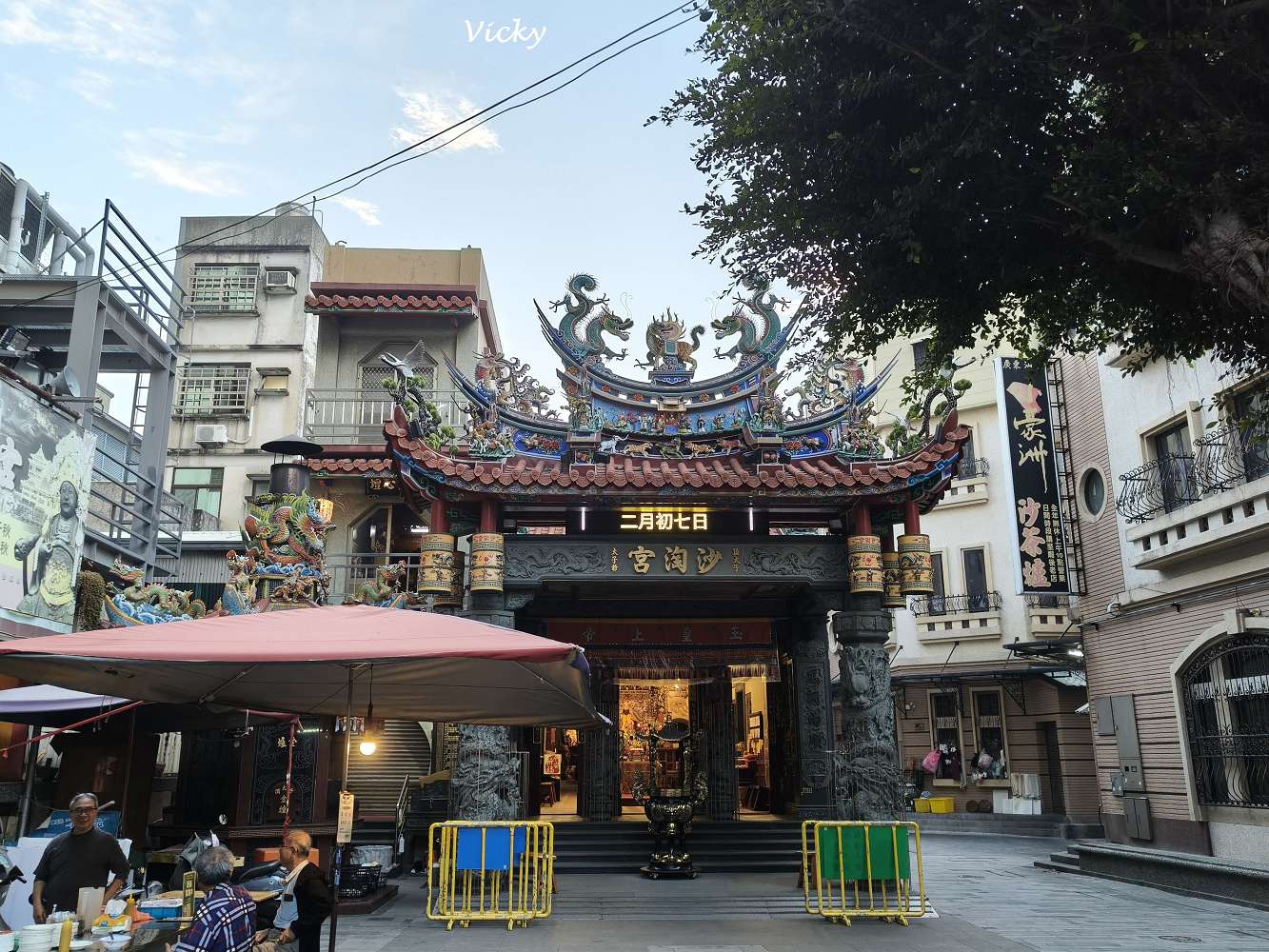 台南美食︱沙淘宮前鄭家菜粽：中西區老饕必吃傳統早餐，大樹下品嚐糯米與花生香的在地時光