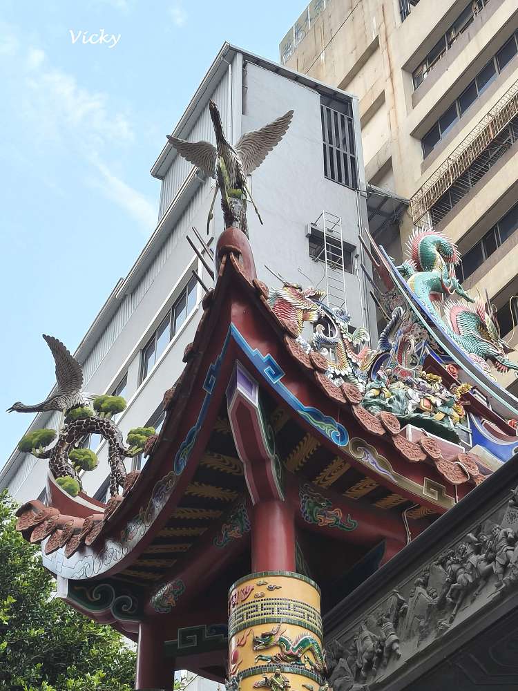 台南美食︱沙淘宮前鄭家菜粽：中西區老饕必吃傳統早餐，大樹下品嚐糯米與花生香的在地時光