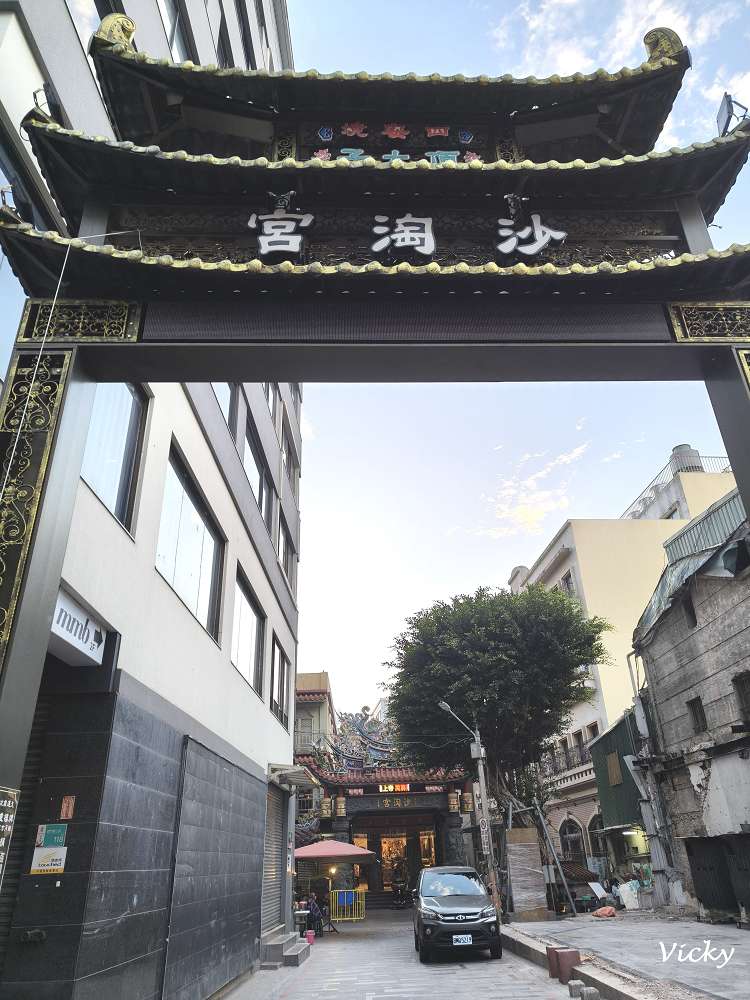 台南美食︱沙淘宮前鄭家菜粽：中西區老饕必吃傳統早餐，大樹下品嚐糯米與花生香的在地時光