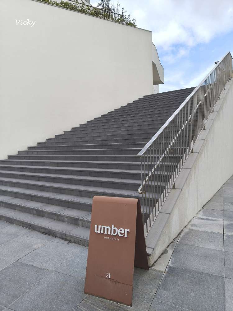 台南美術館咖啡廳推薦︱褐umber:免門票入內!坐擁絕美大片窗景的療癒系午後 台南美術館咖啡廳推薦︱褐umber:免門票入內!坐擁絕美大片窗景的療癒系午後