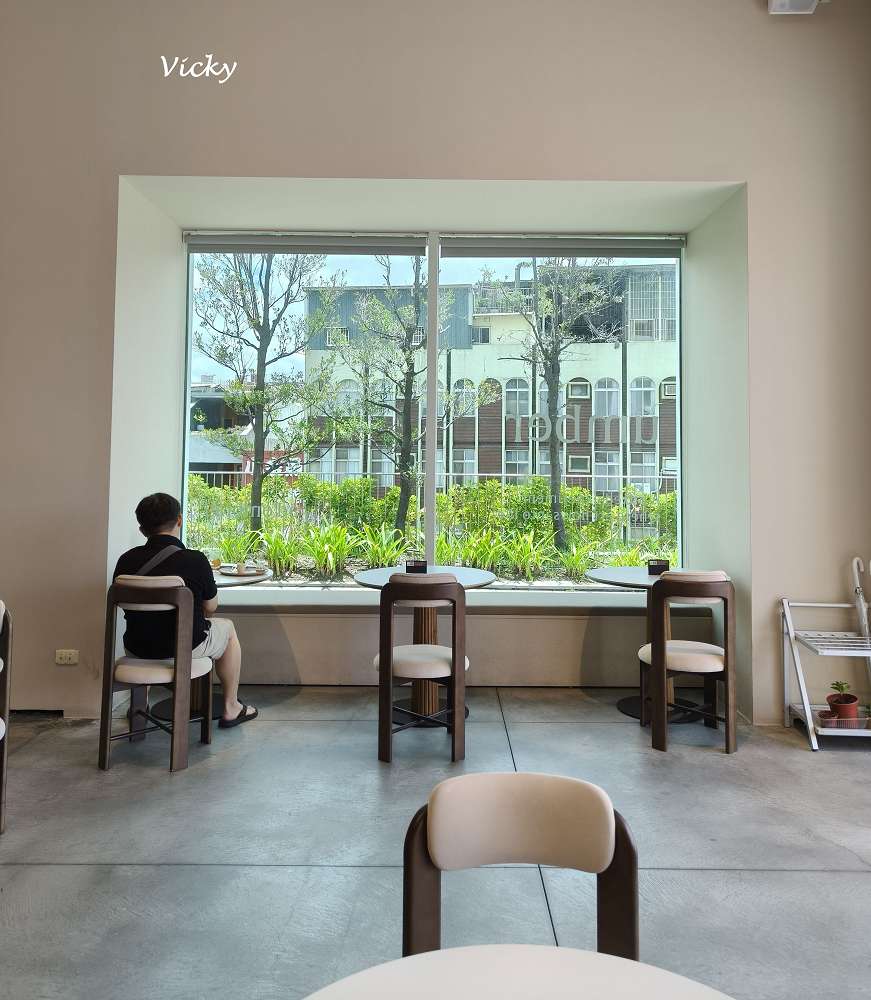 台南美術館咖啡廳推薦︱褐umber:免門票入內!坐擁絕美大片窗景的療癒系午後 台南美術館咖啡廳推薦︱褐umber:免門票入內!坐擁絕美大片窗景的療癒系午後