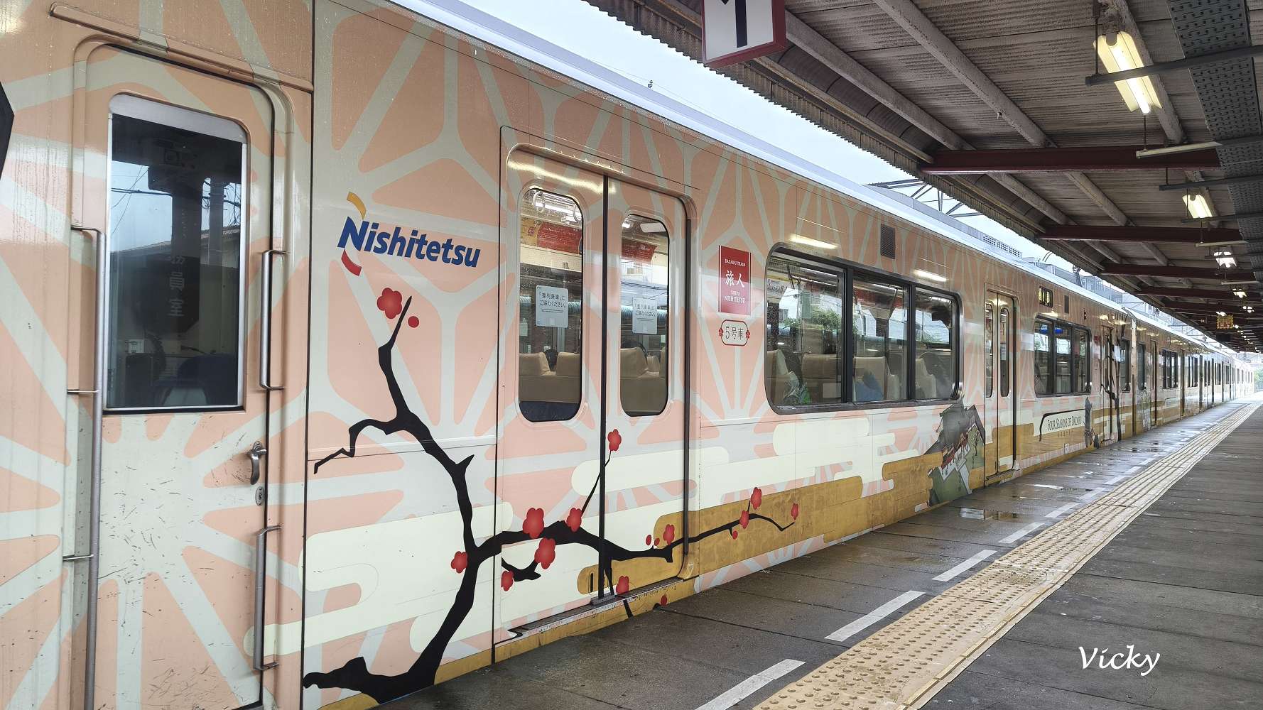 福岡自由行必搭！太宰府觀光列車「旅人號」直達攻略：車廂特色、票價與限定梅枝餅套票推薦