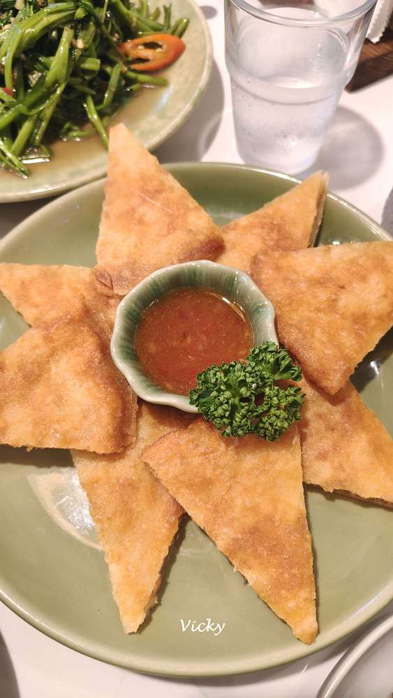 網站近期文章：台南中西區︱Musa 泰國料理：孔廟與台南市美術館旁的高人氣話題餐廳，用餐環境與餐點心得分享，附菜單