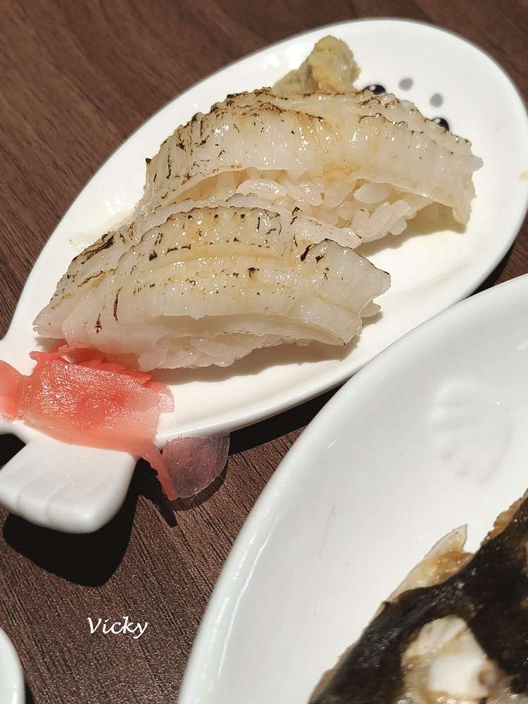 台南美食｜穆木 臺灣魚生魚片：極致鮮甜庫克山帝王鮭與驚喜烤魚頭，隱藏版小店用餐真實心得！