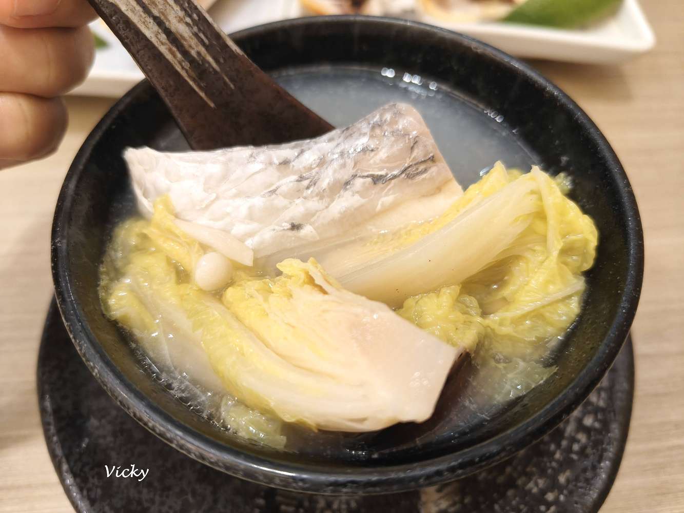 台南東區日式料理︱水恃 日式料理:新鮮生魚片與炙燒比目魚,入口即化的極致美味! 台南東區日式料理︱水恃 日式料理:新鮮生魚片與炙燒比目魚,入口即化的極致美味!