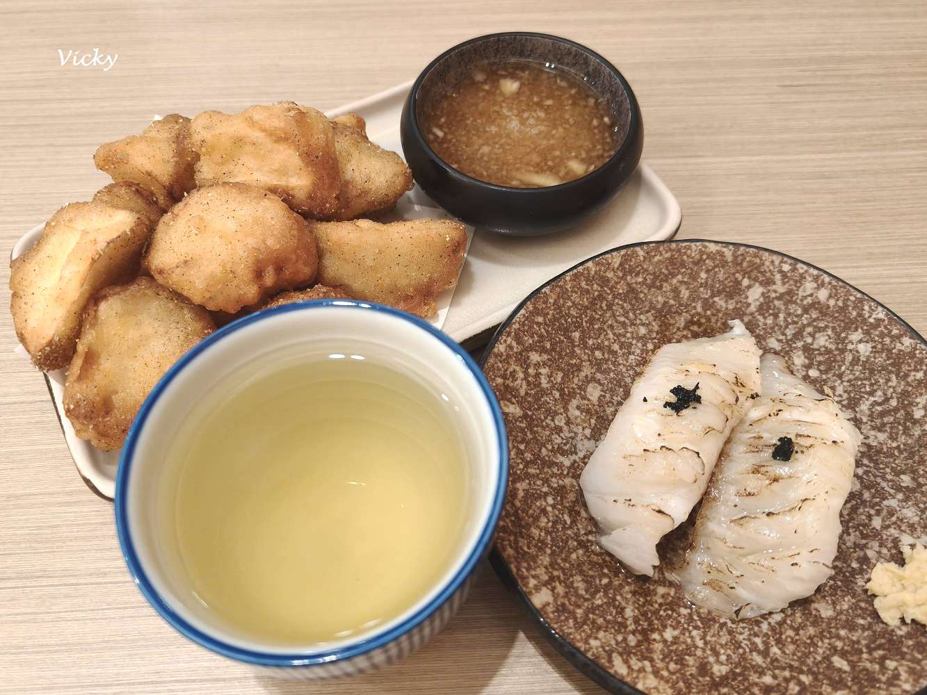台南東區日式料理︱水恃 日式料理:新鮮生魚片與炙燒比目魚,入口即化的極致美味! 台南東區日式料理︱水恃 日式料理:新鮮生魚片與炙燒比目魚,入口即化的極致美味!