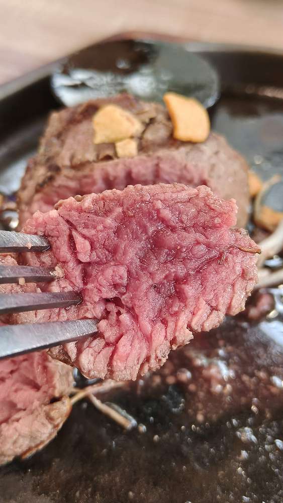 台南吃到飽︱牛室炙燒牛排 BEEFHOUSE 台南海安店:精饌排餐+超狂百匯 Buffet 吃到飽! 台南吃到飽︱牛室炙燒牛排 BEEFHOUSE 台南海安店:精饌排餐+超狂百匯 Buffet 吃到飽!